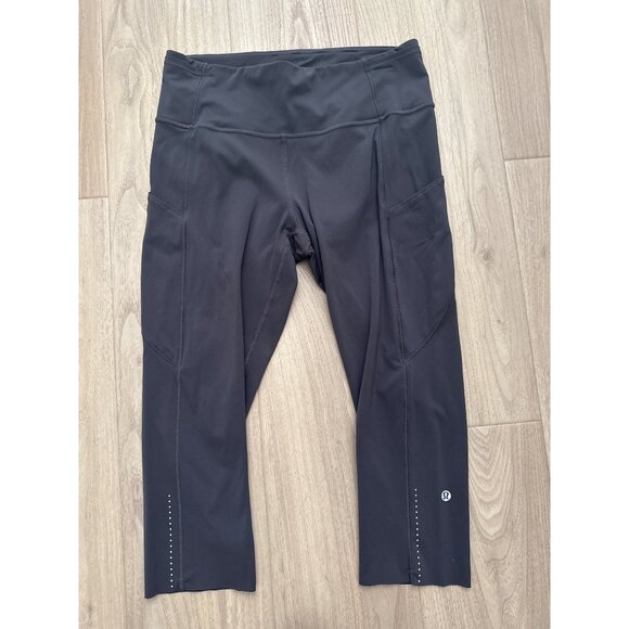 Lululemon Black High-Rise Crop Leggings With Side Pockets & Reflective Details - - Picture 1 of 4